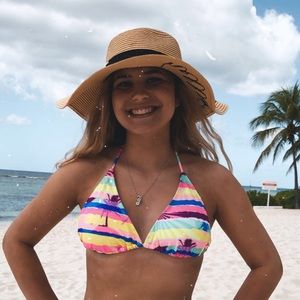 Meet your Posher, Kaylie